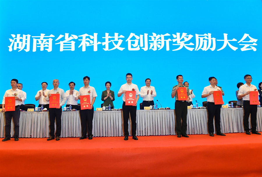 PG�齫������Ѱ�����-pg�齫�����������°��ȫ-��ɫ��Դ��