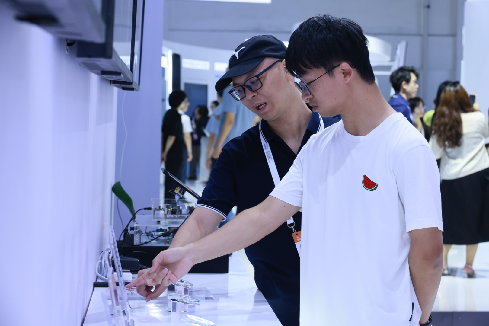 PG�齫������Ѱ�����-pg�齫�����������°��ȫ-��ɫ��Դ��